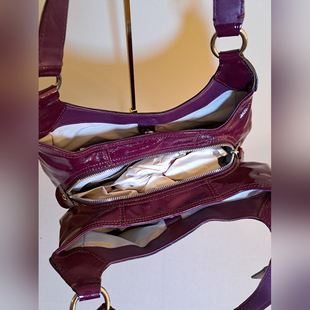 COACH SOHO Patent Leather Hobo In Plum W/Silver Hardware, Y2K - Picture 15 of 16